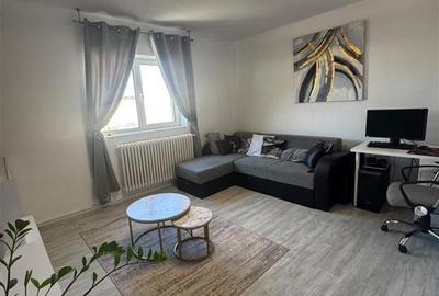 Apartament cu 2 camere decomandat în Alexandru cel Bun