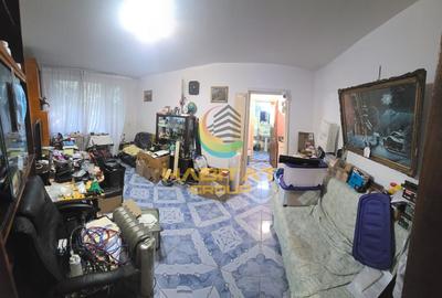 Apartament cu 3 camere semidecomandat în Brâncoveanu
