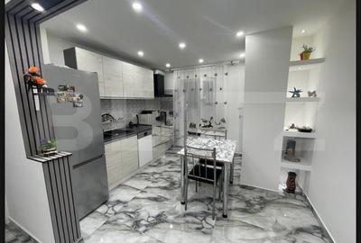 Apartament cu 2 camere semidecomandat, mobilat în Cetate
