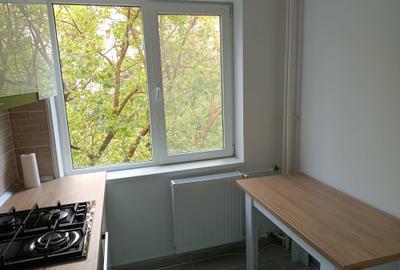 2 camere decomandat | Dristorului 102 | Etaj 3/10 | Bloc 1976 anvelopat | Mobil - 16