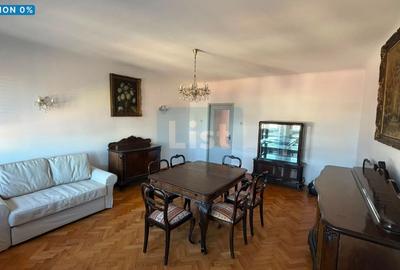 Apartament cu 3 camere decomandat în Gruia