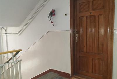 Apartament 2 camere, H-uri  Gara, et. 3 - 12
