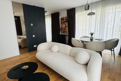 Apartament cu 3 camere, mobilat în P-ța Unirii