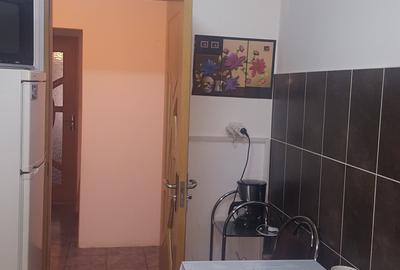 3 cam decomandat Girocului Spital Judetean  aproape de Complex - 2