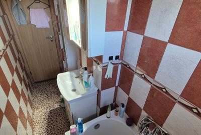 1 Cam--Sagului-5 Min Spitalul Judetean--Mobilat-Utilat-64.900 Euro! Negociabil - 8
