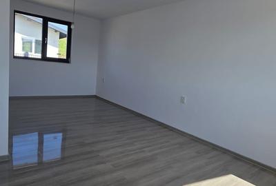 Casă P+E 125 mp, teren 380 mp, Vișan–Bârnova | 155.000 € - 5