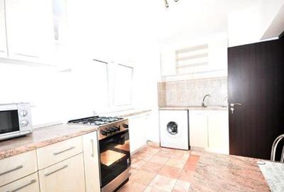 Apartament cu 2 camere decomandat, mobilat în Vitan Mall