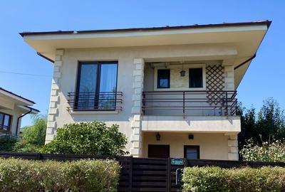 Casă individuală cu 5 camere în Corbeanca