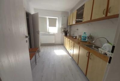 Apartament cu 2 camere semidecomandat în Sebastian