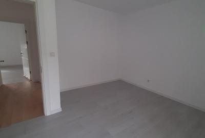 Vila + garaj termoizolat+ fotovoltaice. Ultima de vanz in ans  rezid cu 7 vil - 5