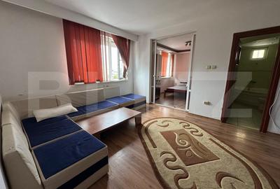Apartament cu 3 camere semidecomandat, mobilat în Ultracentral