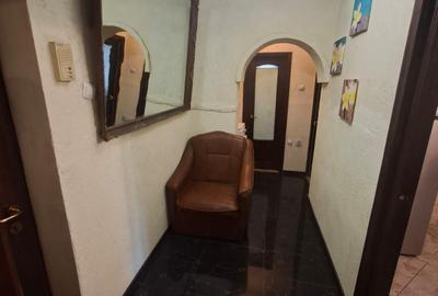 Apartament cu 2 camere decomandat, zona Targu Cucu - 6