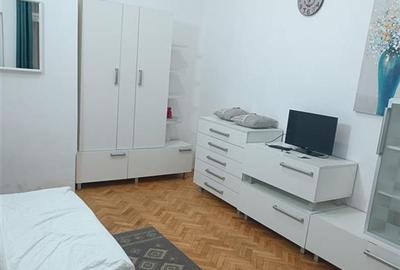 Garsonieră decomandată, mobilată în Copou