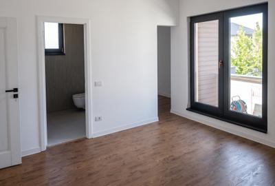 Casa individuala cu 5 camere si terasa acoperita. Toate Utilitatile. Comision 0% - 19