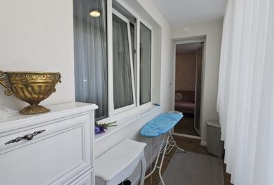 Apartament 3 camere 2 locuri de parcare si boxa , Strada Carpati - 12