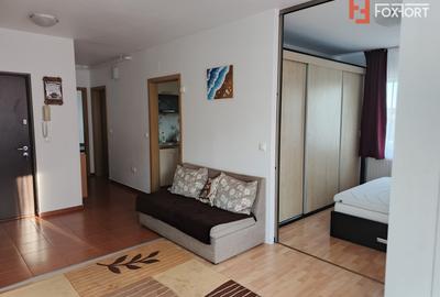 Apartament cu 3 camere semidecomandat, mobilat în Aradului