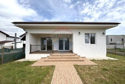 Casă cu 3 camere  Valu lui Traian - 2
