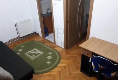 Garsonieră semidecomandată, mobilată în Complex Studențesc