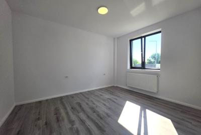 2 dormitoare, living + bucatarie, hol, 2 bai si gradina PROPRIE - 4