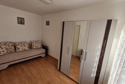 Apartament cu 2 camere în Vasile Aaron