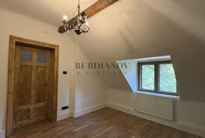 Spațiu de birouri - apartament cu 4 camere- Mansarda în vila -Kiseleff - 11