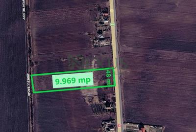 Teren agricol intravilan de 9969 mp, în Hârlești