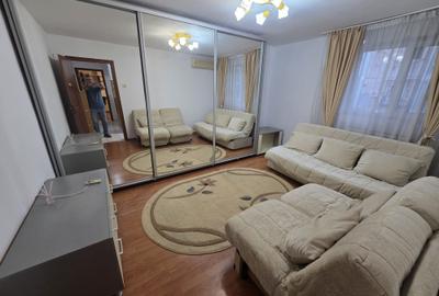 Pantelimon parc soseaua Garii Catelu doua camere dec centrala proprie mobilat - 1