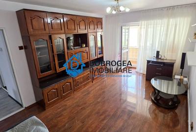 Apartament cu 4 camere decomandat, mobilat în E3