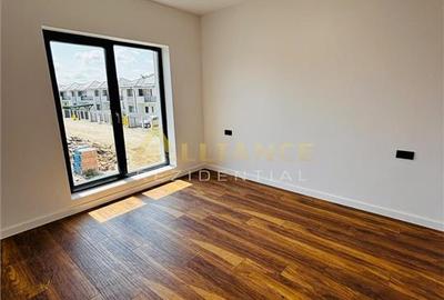 Casa individuală ,4 camere - 3 băi , teren 300 mp ! - 3