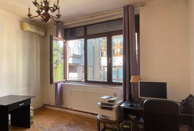Garsonieră decomandată în Armeneasca