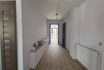 Casa P+M, teren 341 mp, pretabila - clinica, birouri, locuinta - Medicina - 10