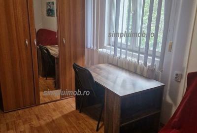 Garsonieră decomandată în Decebal