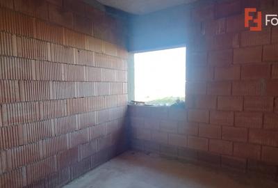 Casa individula la ROSU, 4 camere - Becicherecu Mic, teren 499 mp - 11