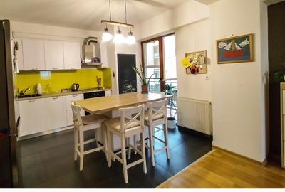 Vând apartament cu două camere în zona Aradului - 2