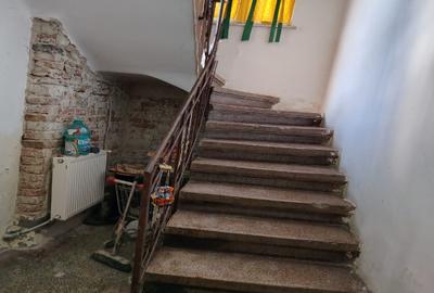 Apartament cu curte proprie Central - Ciuperca - 10