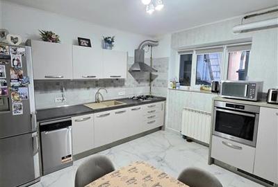 Vila 3 Nivele cu Spatiu Comercial Str. Cuza Voda - 5