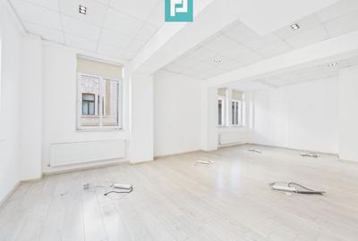 Birou, de 182 mp, în Ultracentral