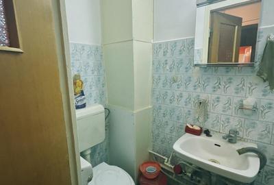 Dristor Rm Sarat/Calea Vitan 2 Bai Reabilitat 3 Camere Vanzare - 4