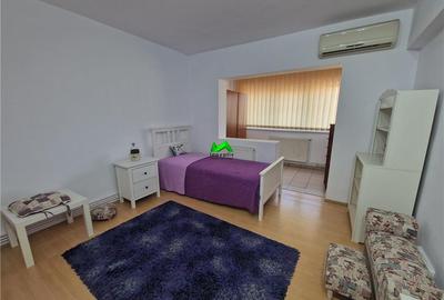 Apartament de vanzare 2 camere decomandate Sibiu Strand - 4