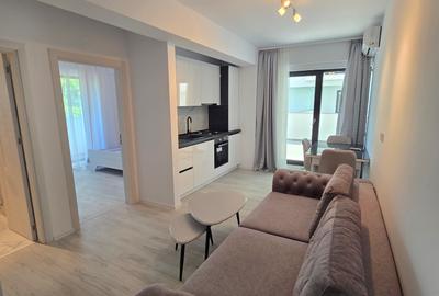 Apartament cu 2 camere decomandat, mobilat în Central