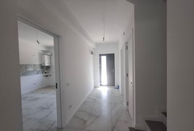 ​Vilă modernă de mijloc, finalizată la cheie | P+E+M | Curte proprie 130 mp - 5
