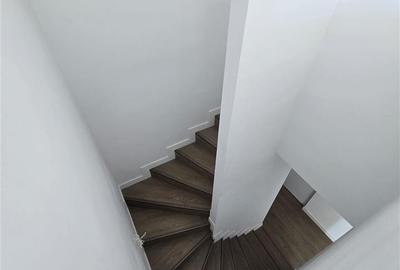 Silk, 4 camere duplex . Bloc nou - 13