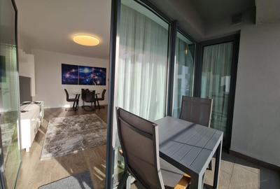 Apartament cu 3 camere decomandat în Floreasca