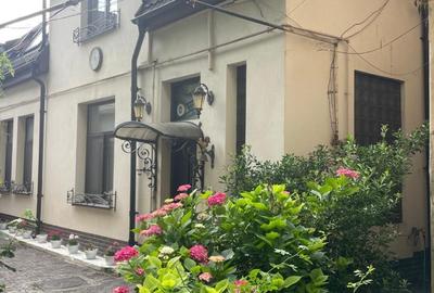 Casă cu 3 camere în Grădina Icoanei