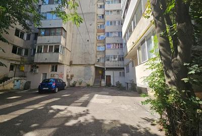Garsoniera confort 1 sporit,moderna,utilata si mobilata,zona 9 Mai - 9