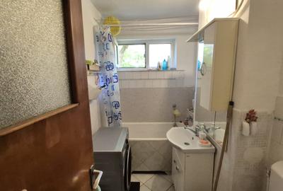 2 Camere zona Harmanului -Garii, 47mp, 91500Euro/negociabil - 2