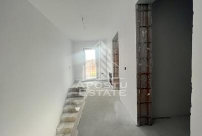 Duplex cu 4 camere, dressing si 3 bai. Toate utilitatile, la asfalt. - 8