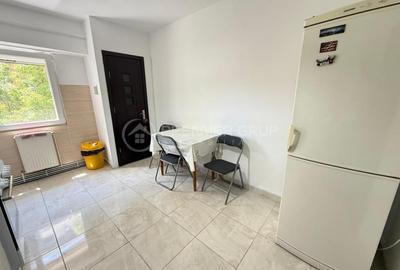 Etaj 2! Apartament 4 camere 2 bai decomandat 110mp, centrala, mobila, Pacurari - 2