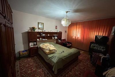 Apartament cu 3 camere de vanzare et. 2,  zona Sud. - 3