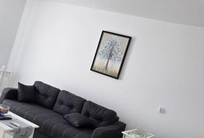 Apartament cu 2 camere decomandat, mobilat în Prelungirea Ghencea